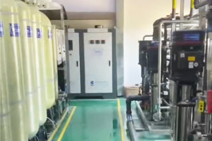 ??去離子水制水機現(xiàn)代工業(yè)的生命線與滲源的
